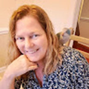 Meet your Posher, Monica